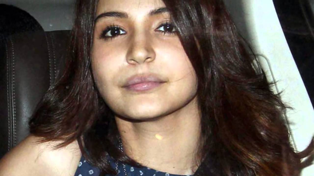 shraddha kapoor without makeup,deepika padukone without makeup