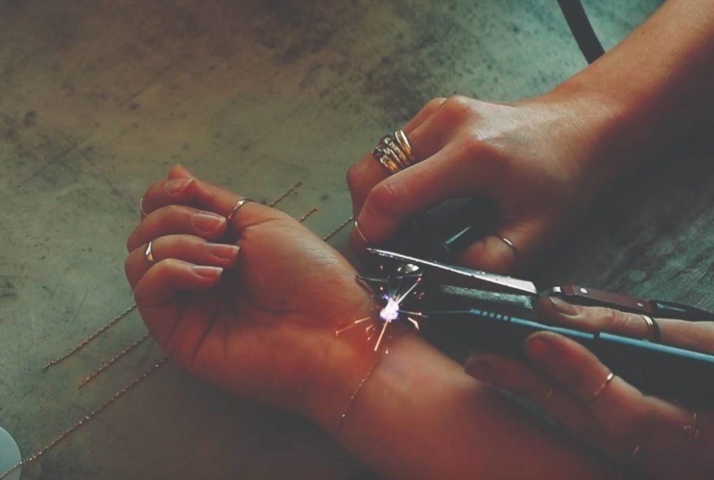 What Is Permanent Bracelet? Why Is It Trending So Much? Permanent