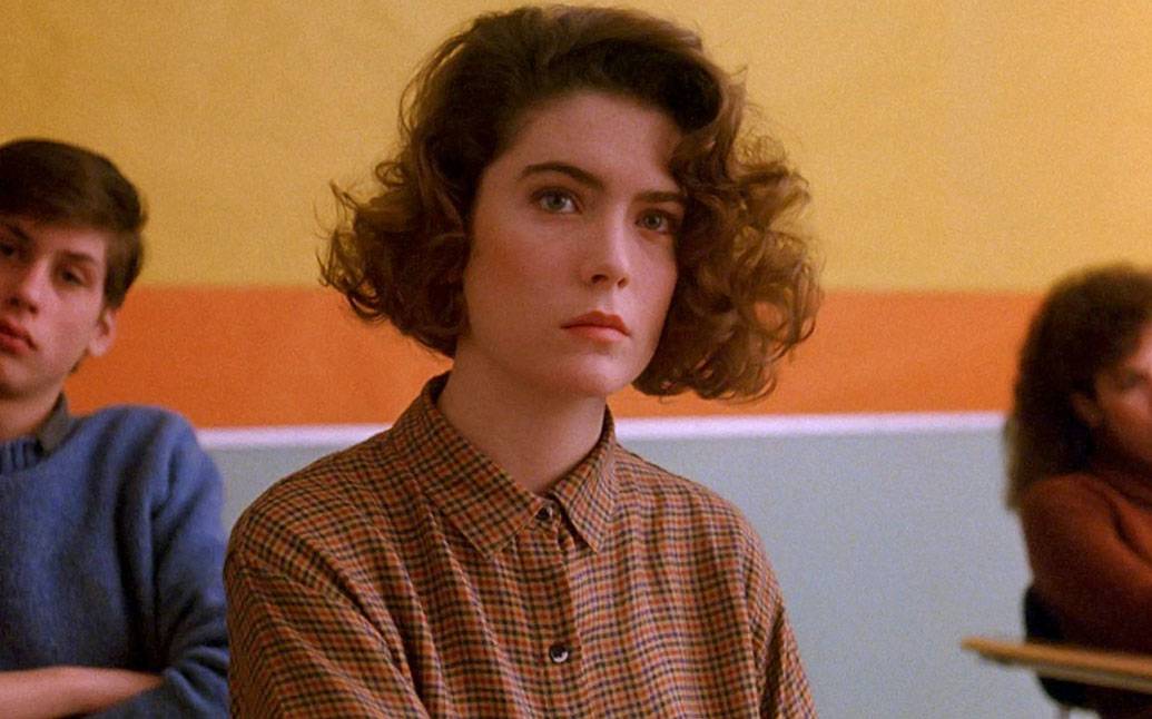 lara flynn boyle,what happened to lara flynn boyle,twin peaks donna actress,lara flynn boyle kyle maclachlan,lara flynn boyle twin peaks,lara flynn boyle jack nicholson