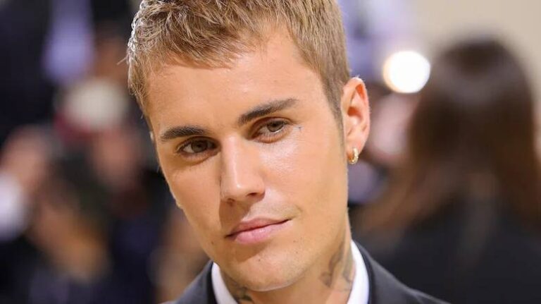 Justin Bieber Net Worth 2023 - DotComStories