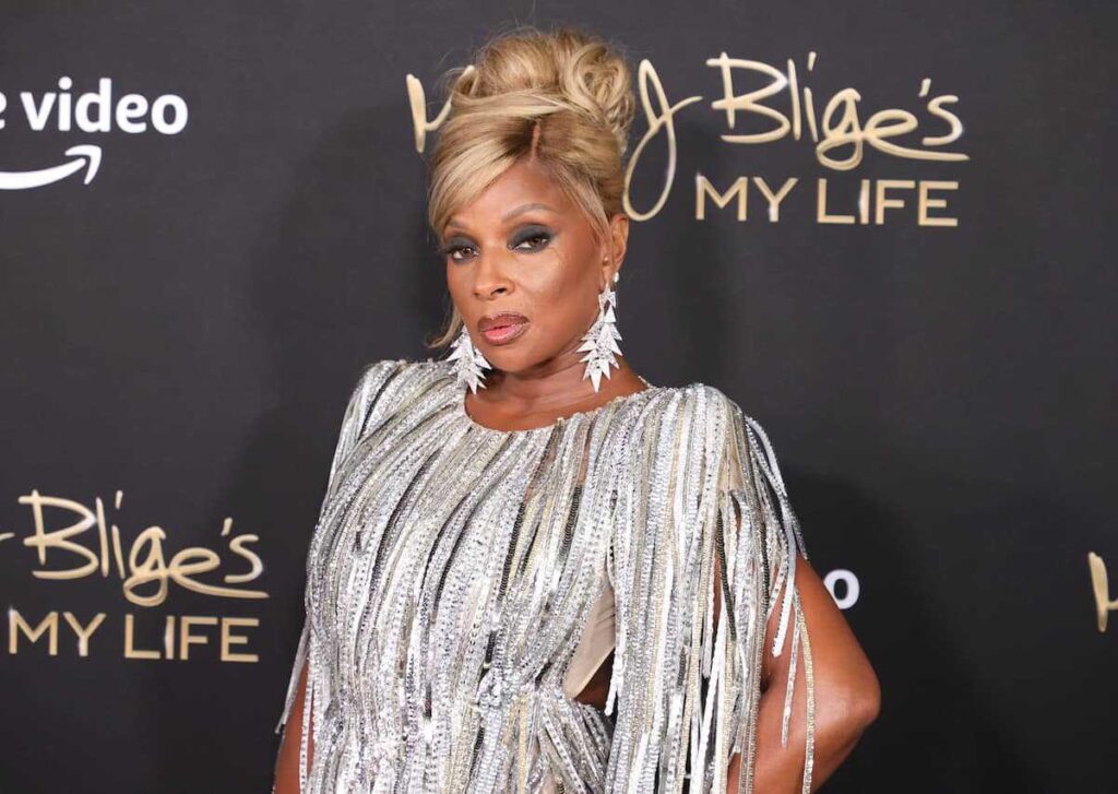 mary j blige 2022,mary j blige,how to remove permanent tattoo,mary j blige cross tattoo,did mary j blige have a tattoo removed,how to turn a tattoo into a sleeve,how to turn existing tattoos into a sleeve