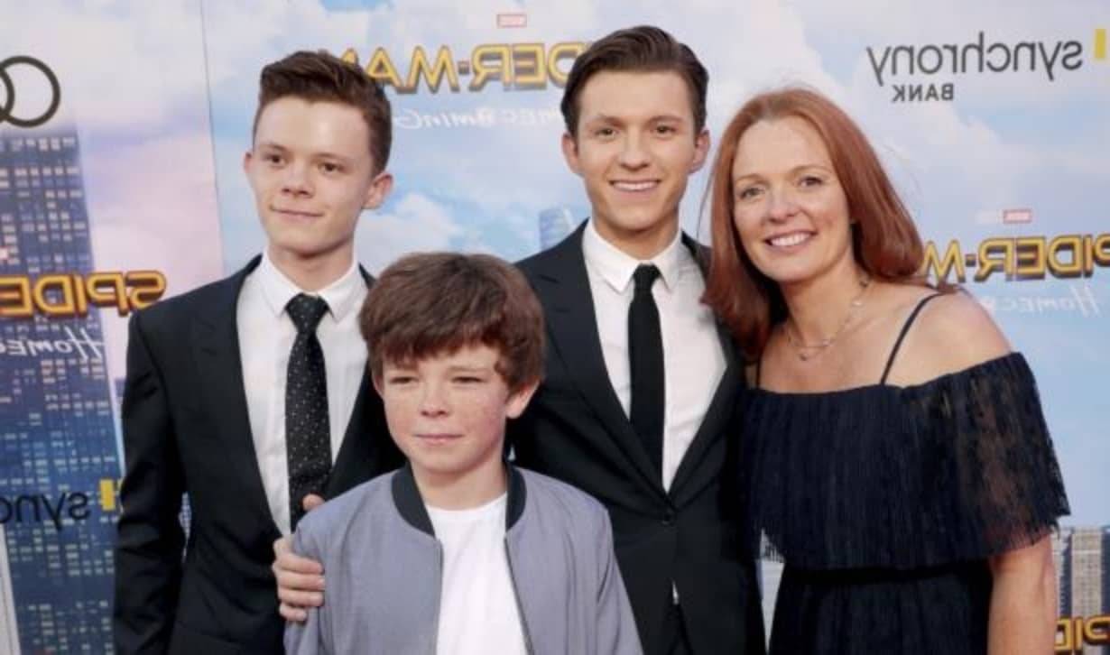 NICOLA ELIZABETH FROST AGE,TOM HOLLAND,NICOLA ELIZABETH FROST HEIGHT,NICOLA ELIZABETH FROST NET WORTH,NICOLA ELIZABETH FROST BIRTHDAY,NICOLA ELIZABETH FROST INSTAGRAM,NICOLA ELIZABETH FROST PARENTS,DOMINIC HOLLAND,NICOLA ELIZABETH FROST SIBLINGS,NICOLA ELIZABETH FROST WIKIPEDIA,NICOLA ELIZABETH FROST PHOTOGRAPHY,NICOLA ELIZABETH FROST YOUNG,HOW OLD IS NICOLA ELIZABETH FROST,DOMINIC HOLLAND NICOLA ELIZABETH FROST