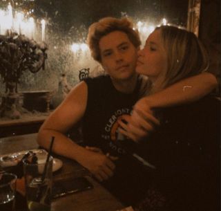 cole sprouse girlfriend,cole sprouse and ari fournier baby,cole sprouse lili reinhart,ari fournier age,cole sprouse child,is cole sprouse married,cole sprouse girlfriends,cole sprouse brother,cole sprouse and ari fournier 2022,how did cole sprouse and ari fournier meet,is cole sprouse dating ari fournier,who is ari fournier,are cole sprouse and ari fournier dating,how old is ari fournier,cole sprouse girlfriend list
