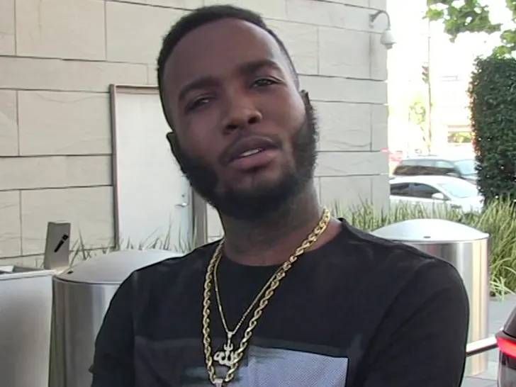 shy glizzy guns and roses,shy glizzy gun girlfriend arrested