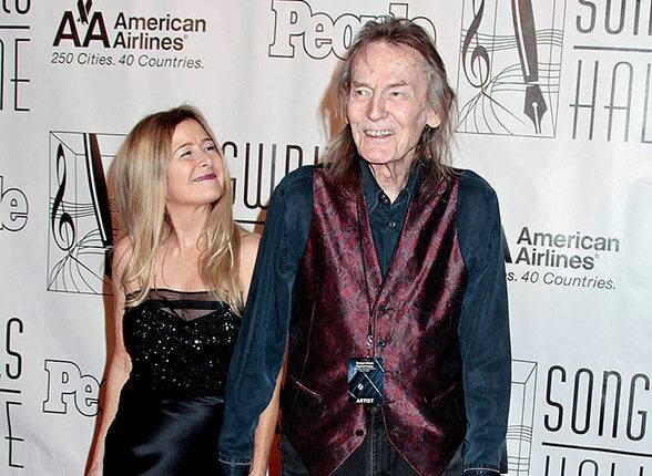 gordon lightfoot children,what disease does gordon lightfoot have,gordon lightfoot first wife,how many children does gordon lightfoot have,gordon lightfoot net worth,how old is gordon lightfoot,gordon lightfoot today,gordon lightfoot wikipedia,gordon lightfoot wife and kids