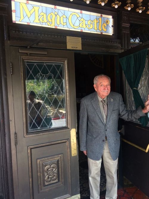 milt larsen magic castle,milt larsen,milt larsen net worth,milt and bill larsen,*milt larsen magic castle co founder