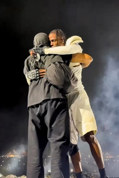 Kanye West Performs Antisemitic Comments