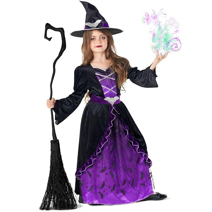 Halloween costumes 2024,best Halloween costumes,trending Halloween costumes,viral Halloween outfits,pop culture costumes,trending Halloween costumes 2024,best couple Halloween costumes,DIY Halloween costumes,viral TikTok Halloween costumes