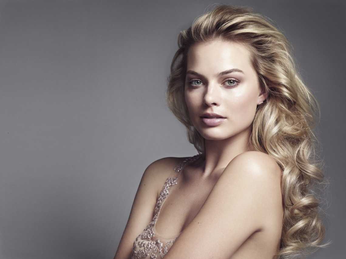 Margot Robbie,Margot Robbie biography,Margot Robbie age,Margot Robbie movies,Margot Robbie net worth,Margot Robbie husband,LuckyChap Entertainment